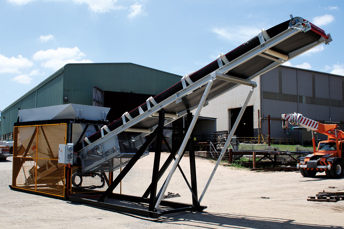 Up close photo of a new transportable aggregate weigh hopper | featured image for Transportable Aggregate Weigh Hopper.