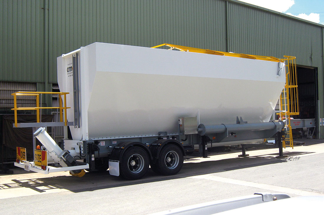 Photo of a new white mobile silo | Featured image for the Mobile Silos page for CMQ Engineering Australia.