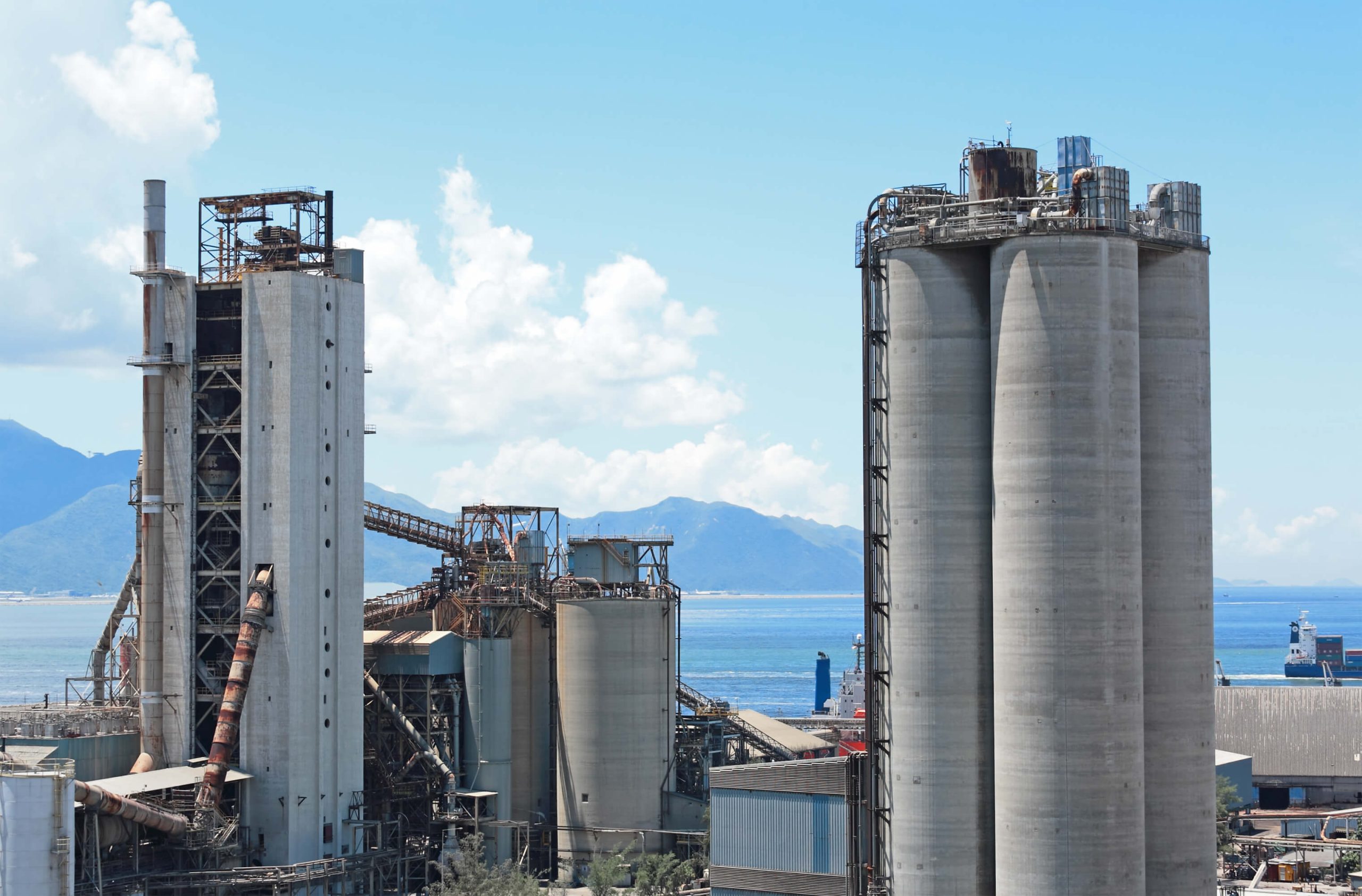 Cement factory | Featured image for the Cement Storage Silo Design: What You Need to Know Before Construction blog.